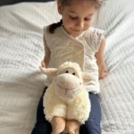 Yıkanmamış Bebek Yün Yelek ve Akgünlük Sakızı